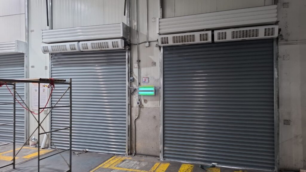 cortinas-metalicas-anden-por-dentro