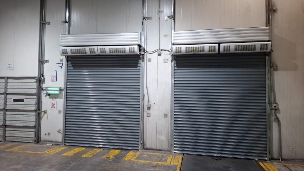 cortinas-metalicas-para-andenes-por-dentro