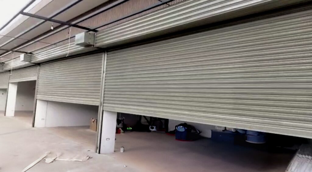 cortinas-metalicas-para-negocio